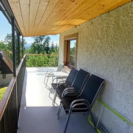 Sunny Terrace Apartamento